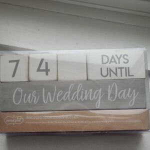 Gray & White Wedding Countdown Blocks